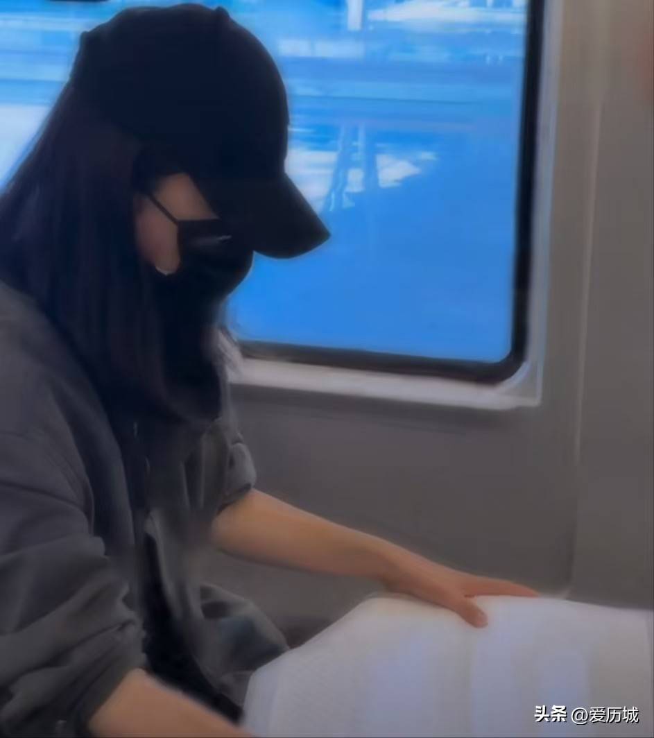 上门要消毒有人一天洗三次澡都很奇葩麻将胡了网址有洁癖的明星有人客人(图1)
